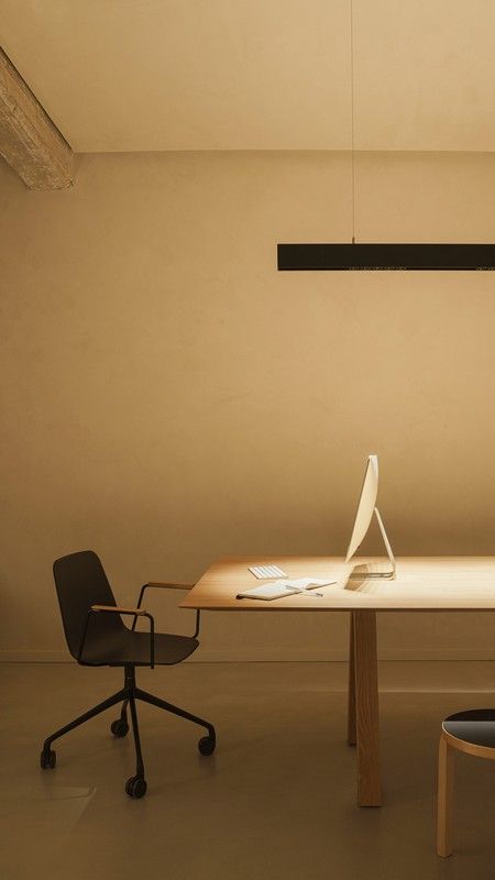 Zwarte Foster Susp 1200 Flood 3000K