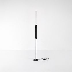 Schwarze LED-Stehlampe Sindri
