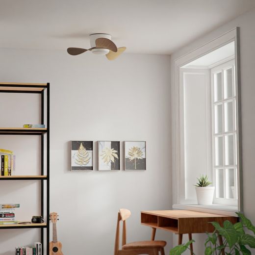 Deckenventilator White and Wood Balance: Kompakt, effizient und stilvoll.